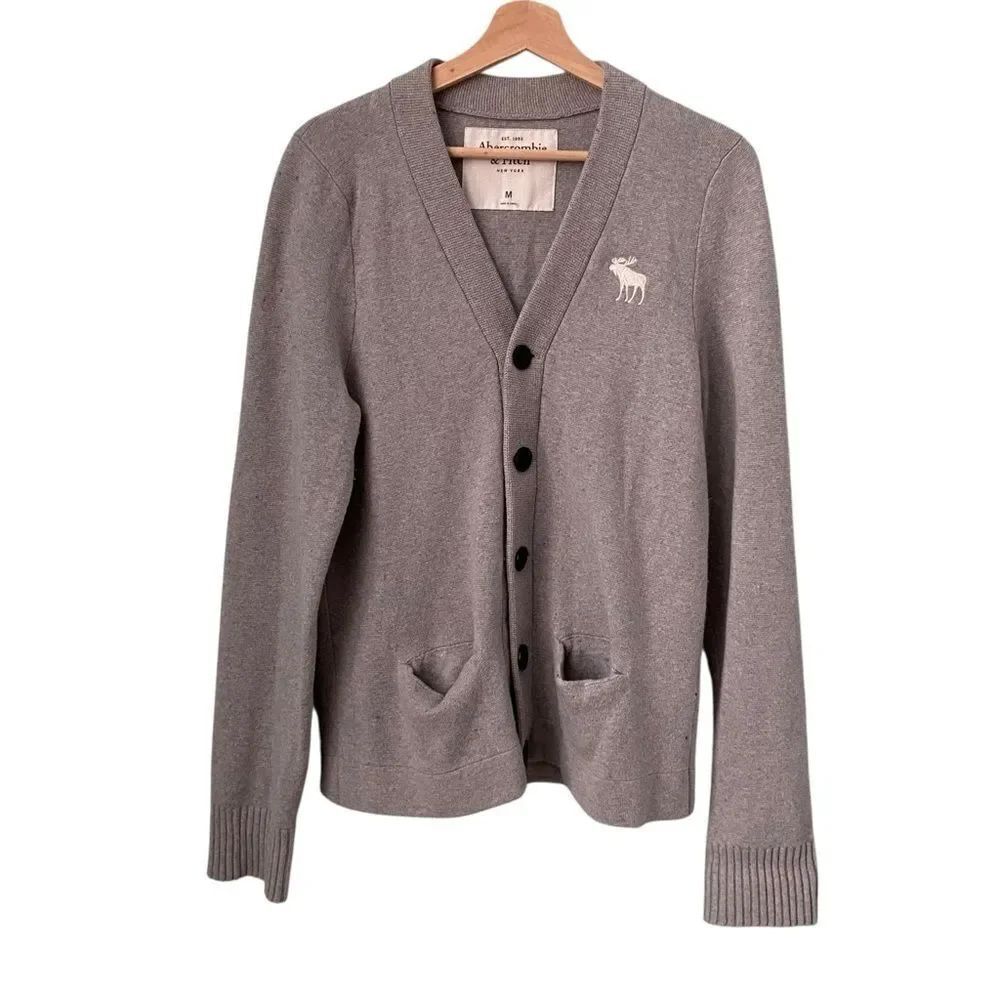 Abercrombie & Fitch Gray Sweater Cardigan Embroidered Logo and Front Pockets M